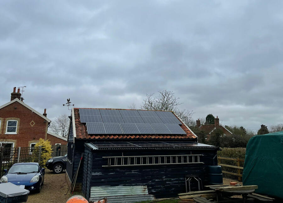 Large Domestic Solar Panel Installation